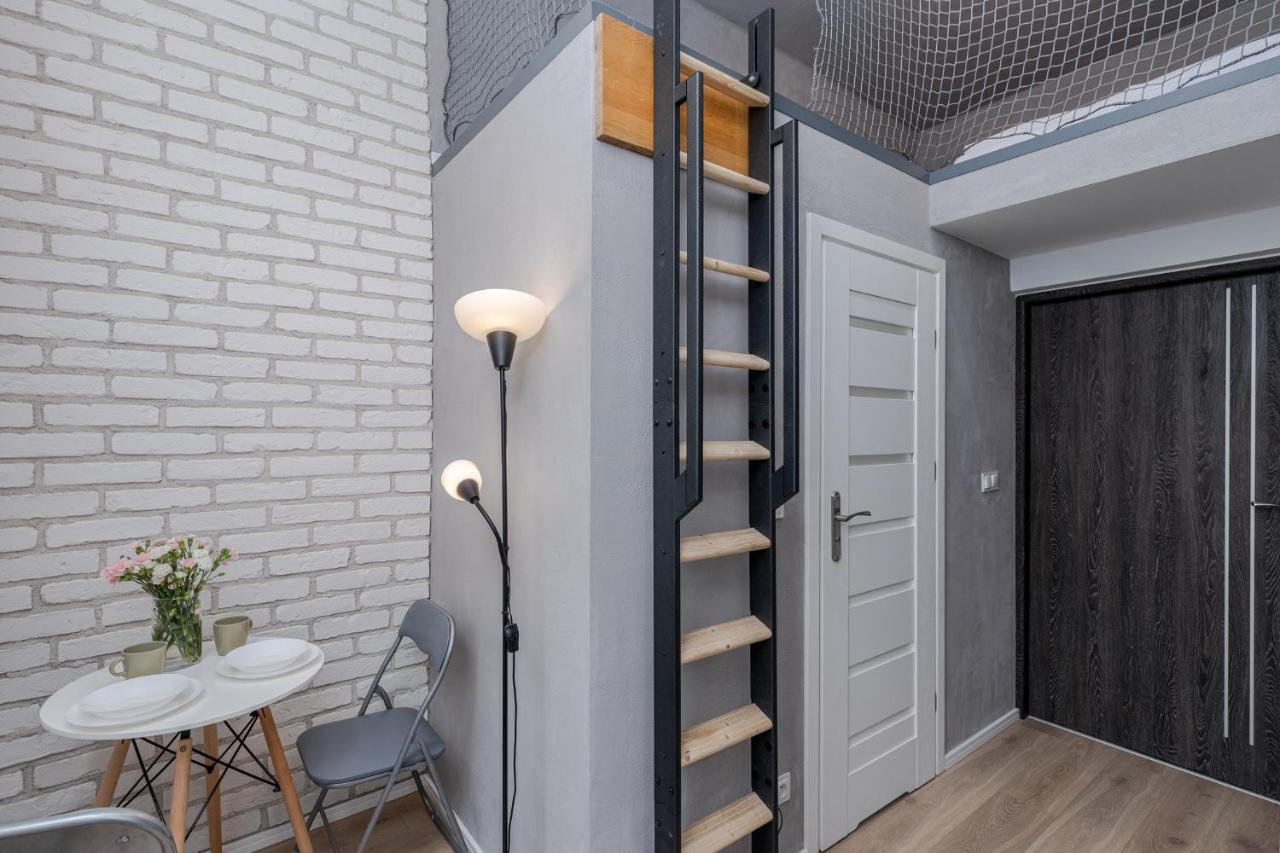 Parkside Fresh Apartments - Old Town Guesthouse - By Upstairs Krasków Exterior foto